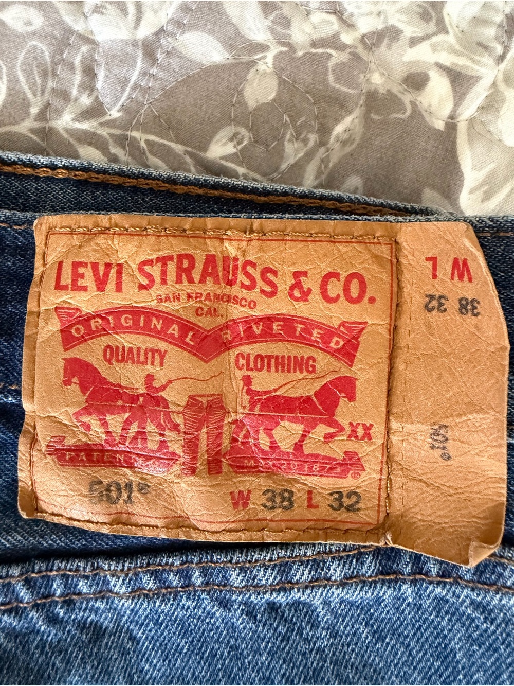 Levi's Blue Denim Jeans Medium Wash